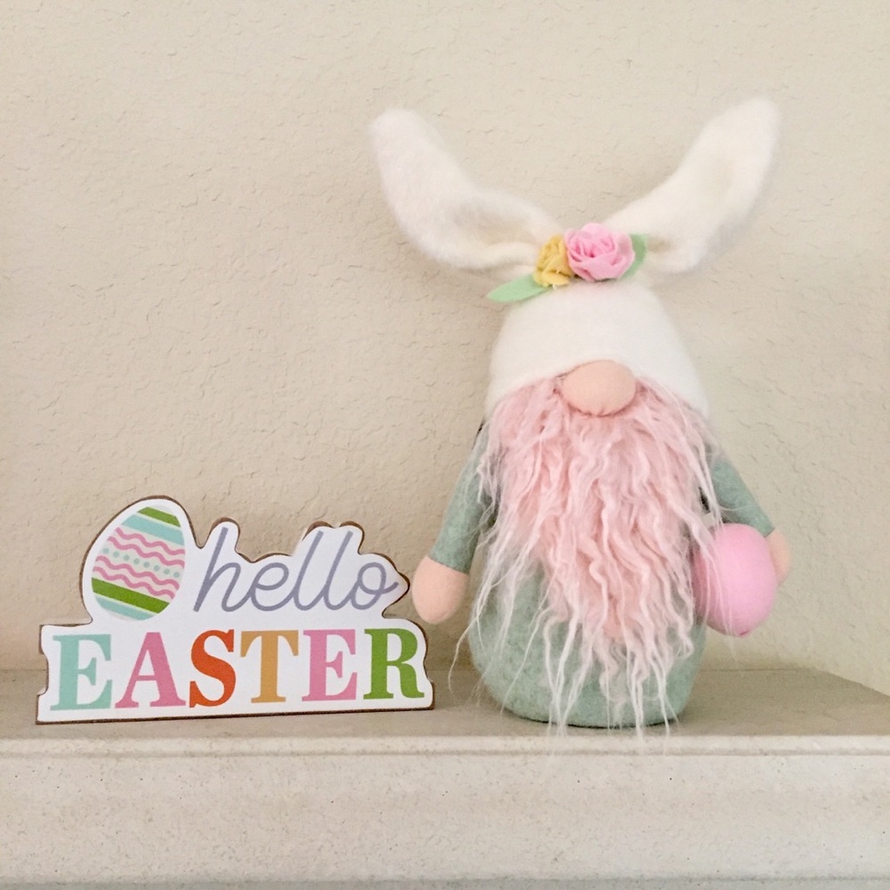 🐇 Easter Bunny | Spring Sage Green & Cream Gnome